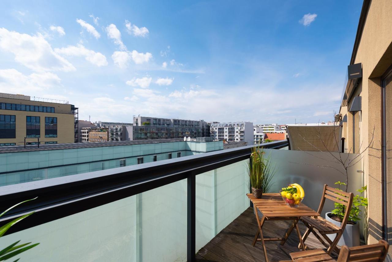 Apartment With 4 Bedrooms Прага Екстер'єр фото