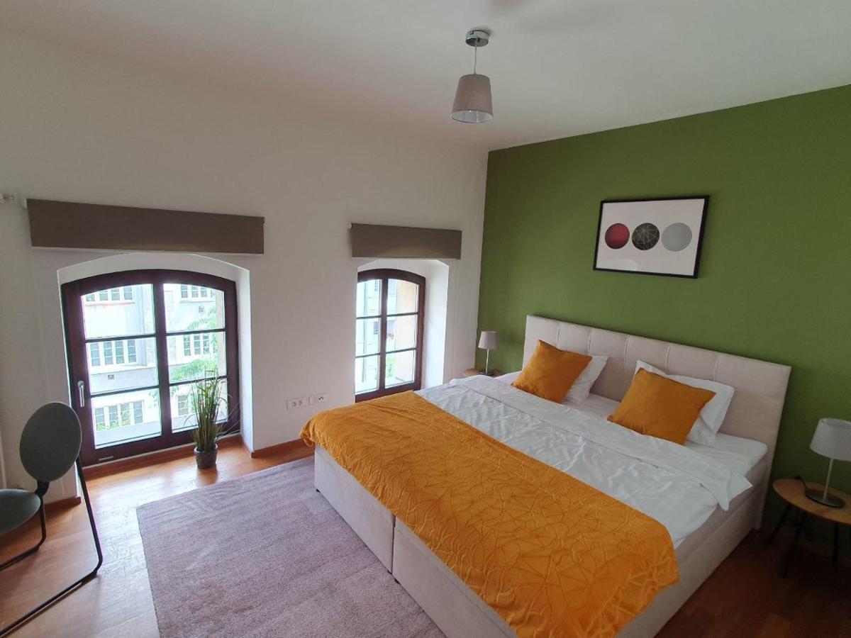 Apartment With 4 Bedrooms Прага Екстер'єр фото